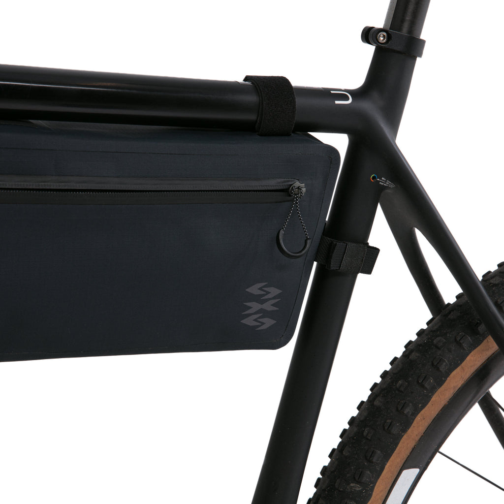 Explore Frame Pack - Medium - Vulcan / Asphalt