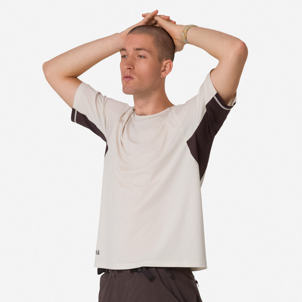 Men's Tech T-Shirt - Off-White/Black