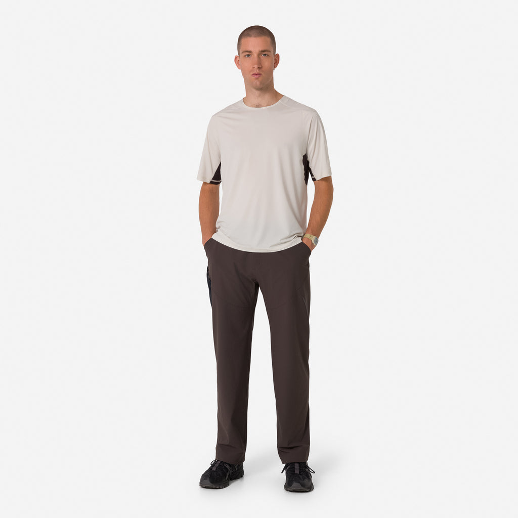 Men's Tech T-Shirt - Off-White/Black