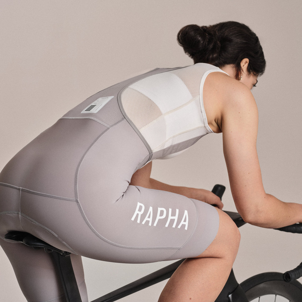 Women's Pro Team Training Bib Shorts II - Regular - Smoky Silver/Smoky Silver