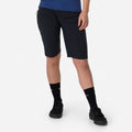 Women's Trail Finale Shorts - Black/Black
