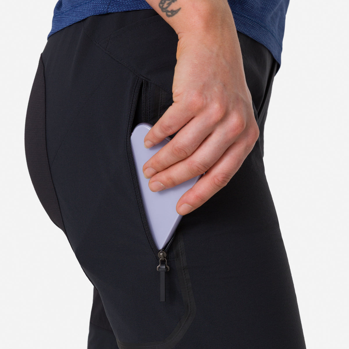 Women's Trail Finale Shorts - Black/Black