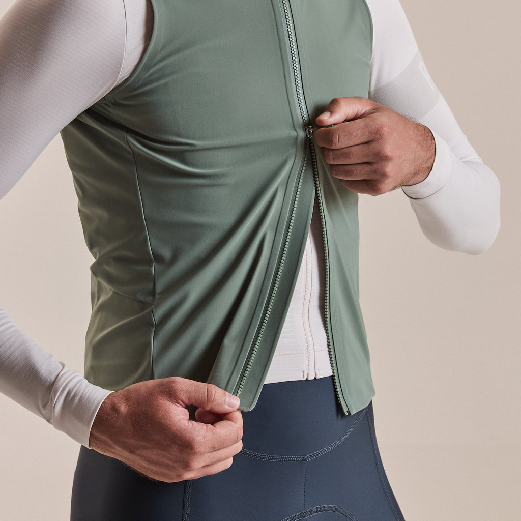 Men's Pro Team Shadow Gilet - Laurel/Rainbow Reflective