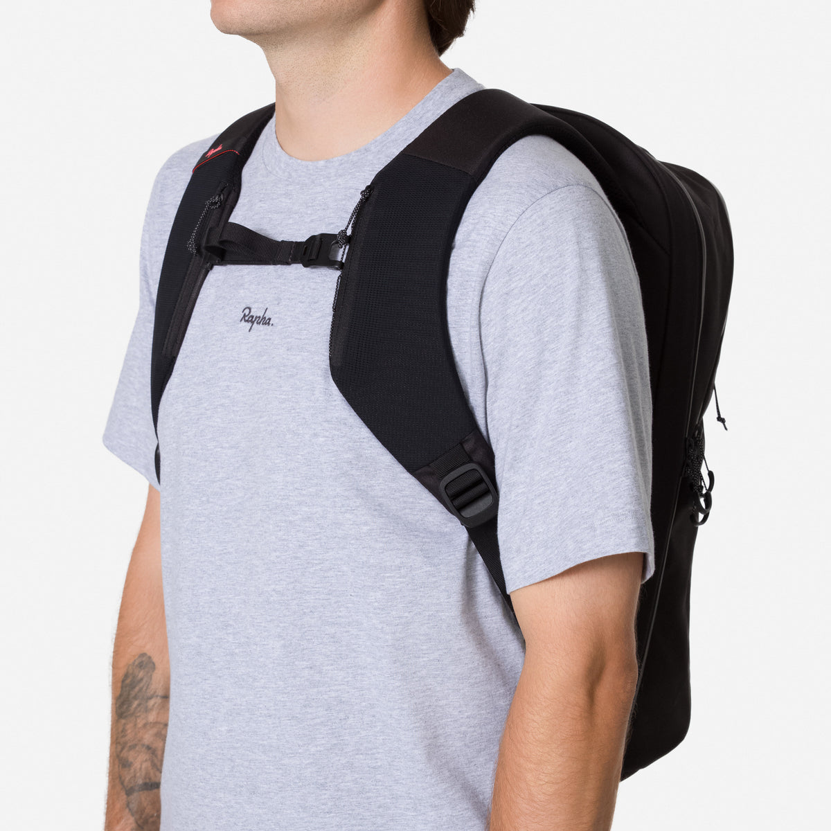 Super Domestique Backpack (26L) - Black/Carbon Grey