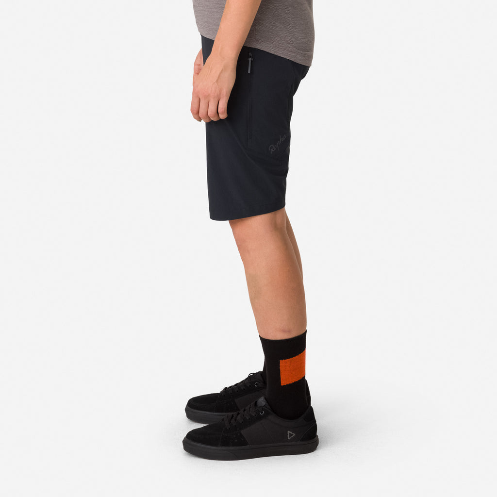 Women's Trail Cargo Shorts - Black/Grey