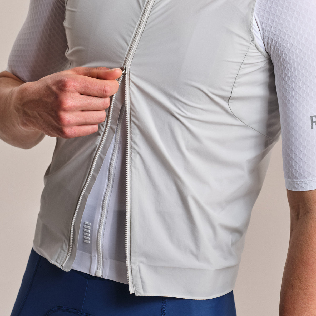 Men's Pro Team Gilet II - Silver/White