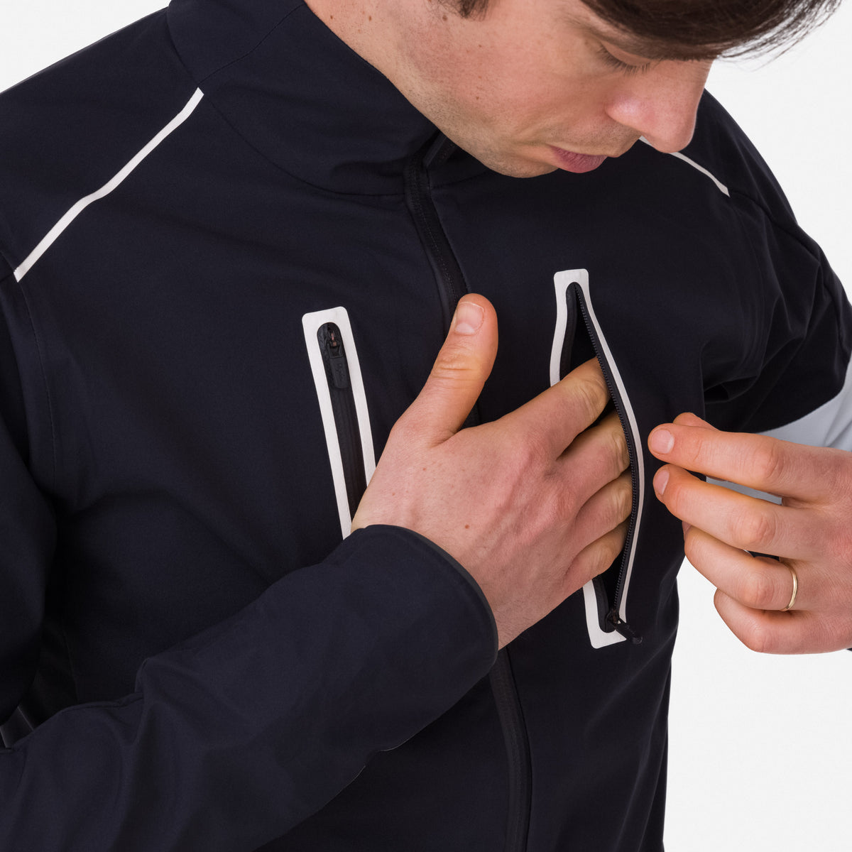Men's Classic GORE-TEX Winter Jacket - Black/White